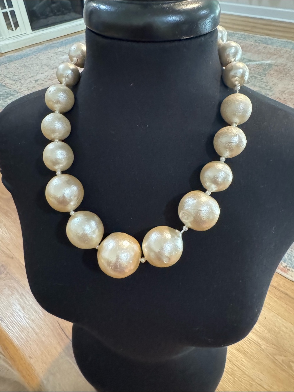 Elegant Gold Bead Statement Necklace - Women Jewelry